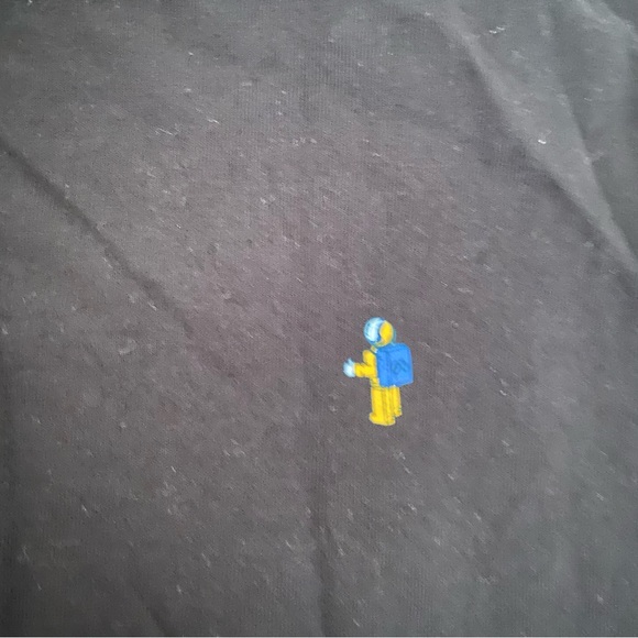 Black graphic tee - Picture 2 of 5